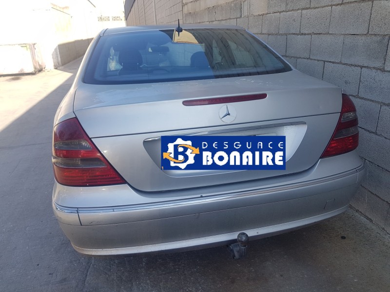 mercedes clase e (w211) berlina del año 2002