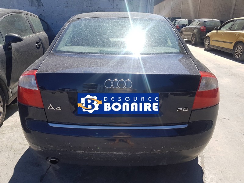 audi a4 berlina (8e) del año 2000