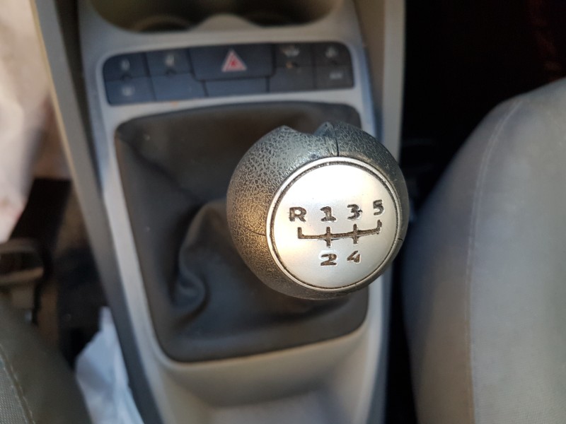 seat ibiza (6j5) del año 2010