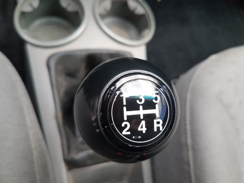 kia rio del año 2003