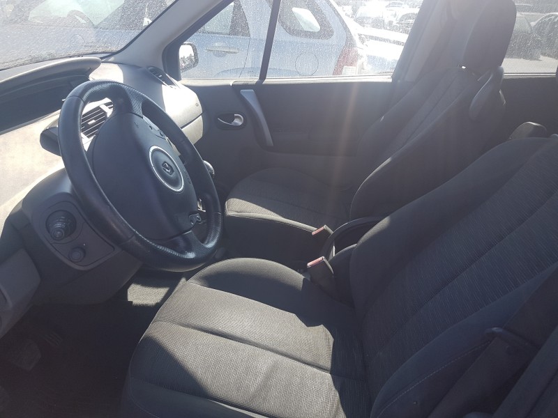 renault scenic ii del año 2006