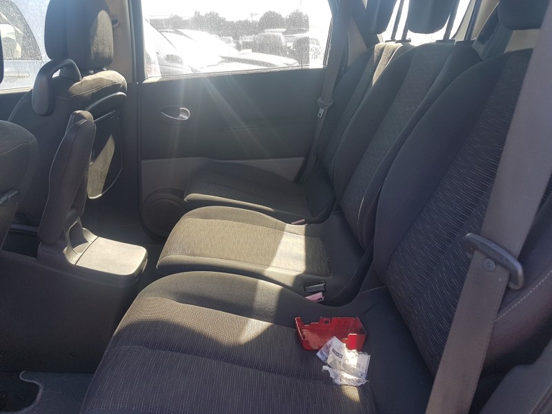 renault scenic ii del año 2006