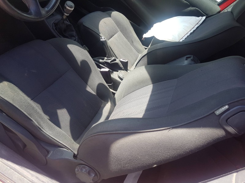 alfa romeo 147 (190) del año 2003