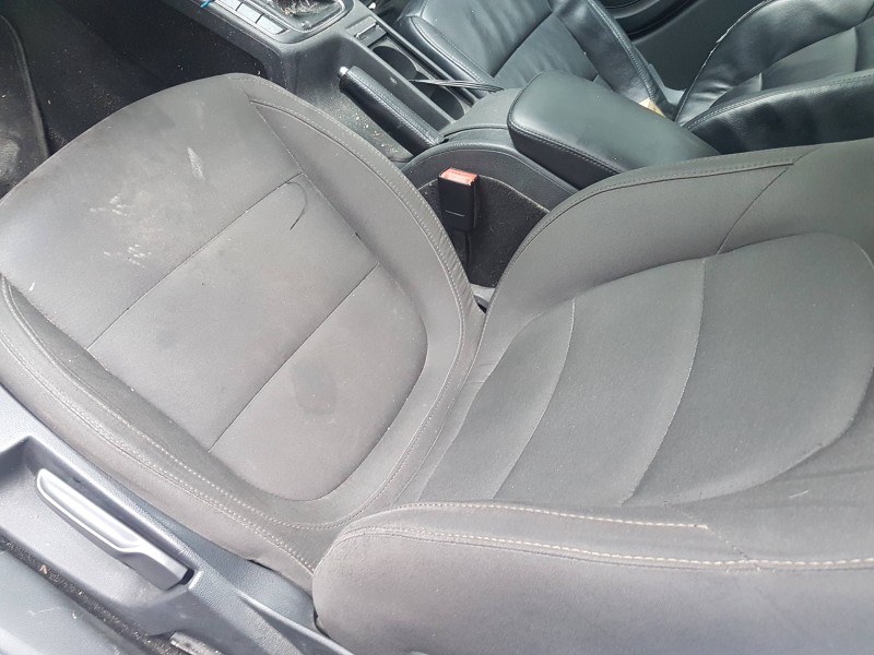 skoda superb combi (3t5) del año 2011