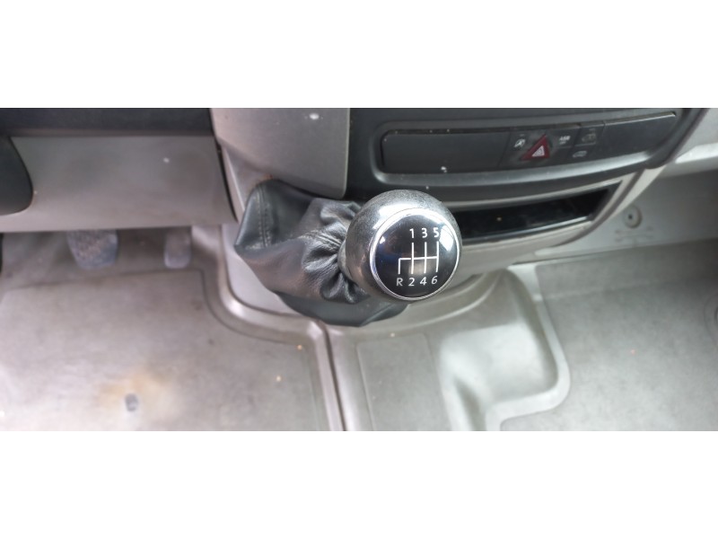 volkswagen crafter caja cerrada del año 2015