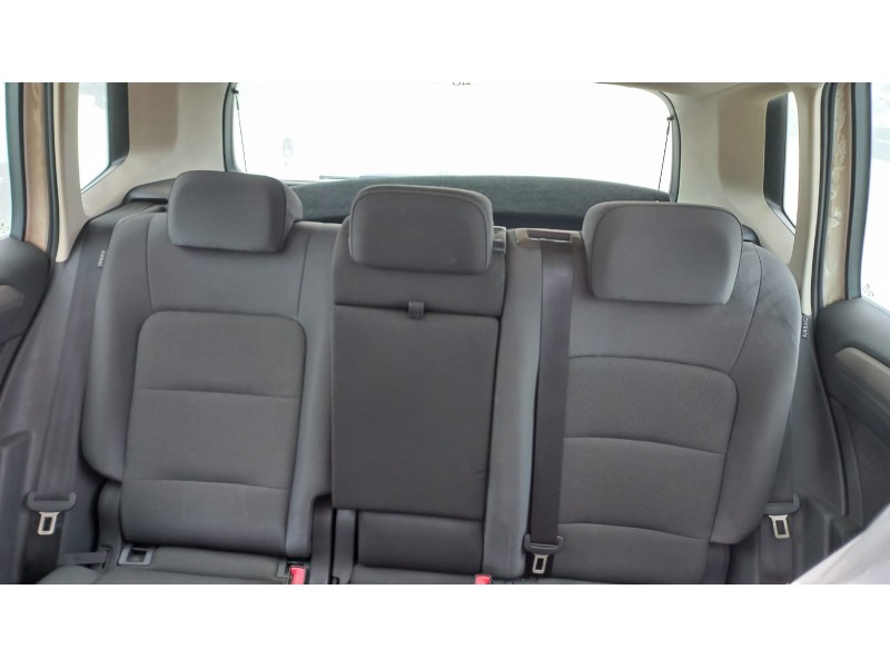 volkswagen golf vii sportsvan del año 2014