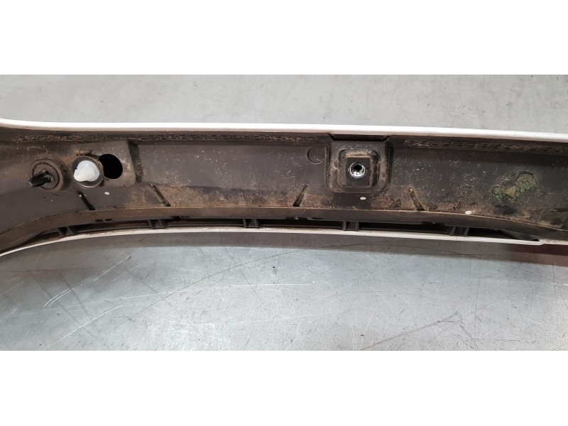 Recambio de aleron trasero para ford fiesta (cb1) trend referencia OEM IAM 8A61A44210BE   Recambio de aleron trasero para ford fiesta (cb1) trend referencia OEM IAM 8A61A44210BE