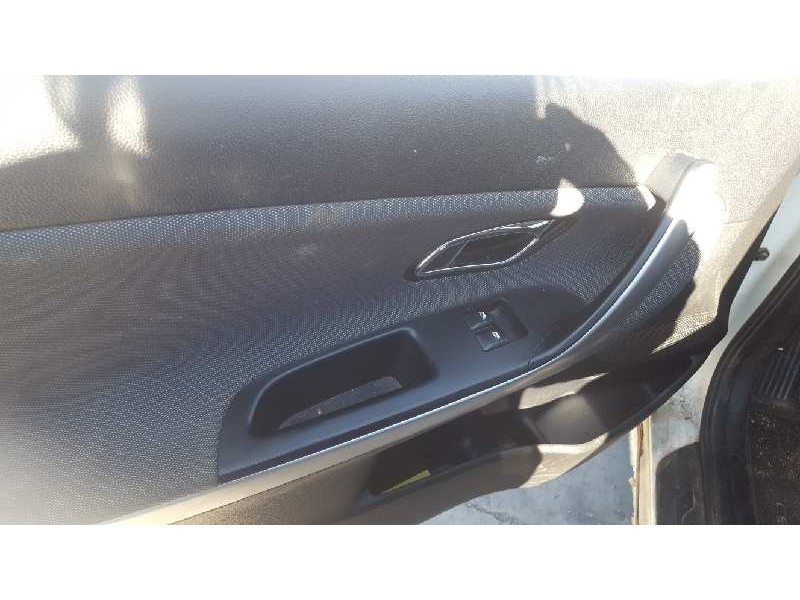 kia pro_cee´d ( ) del año 2013