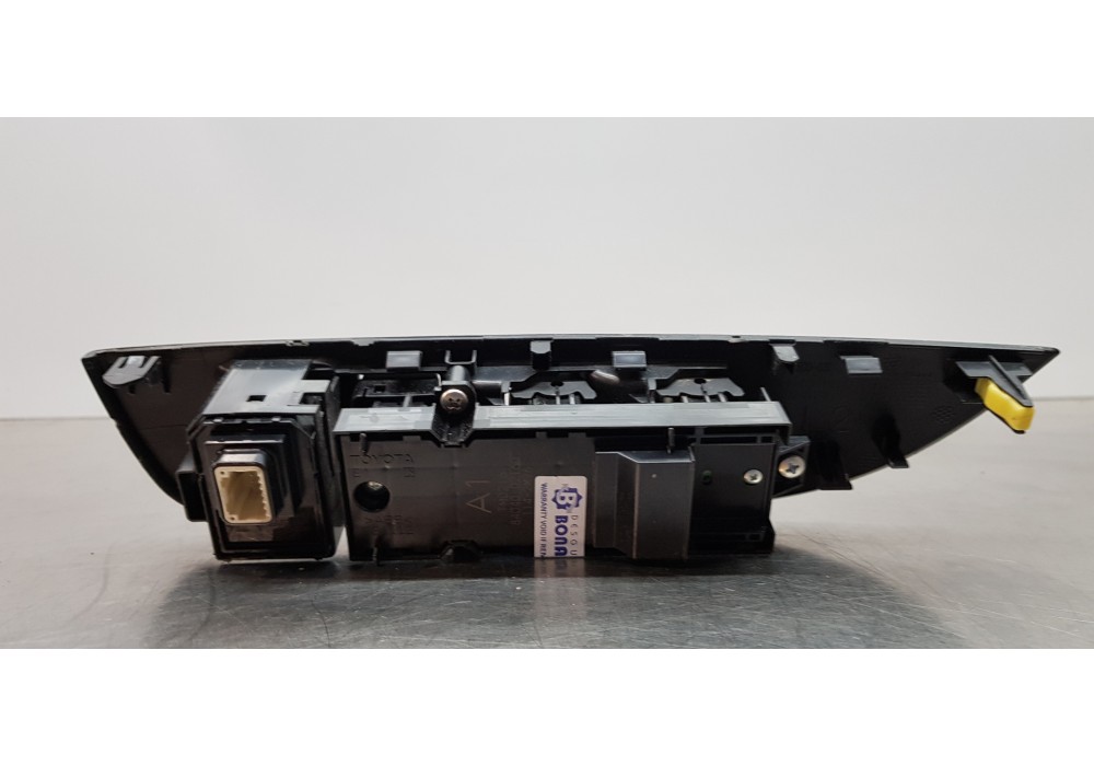 Recambio de mando elevalunas delantero izquierdo para toyota corolla (e21) hybrid active referencia OEM IAM 8404002160  