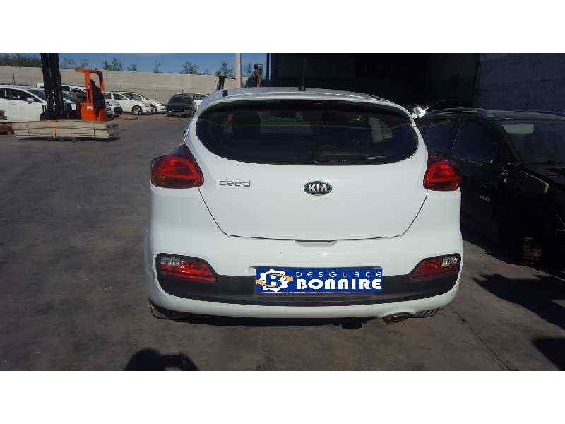 kia pro_cee´d ( ) del año 2013