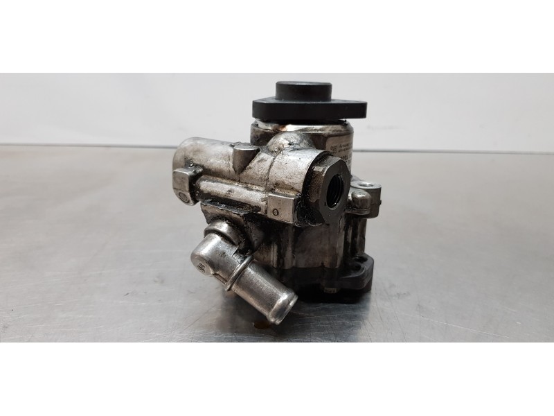 Recambio de bomba direccion para audi a6 berlina (4f2) 3.2 fsi referencia OEM IAM 4F0145155H  