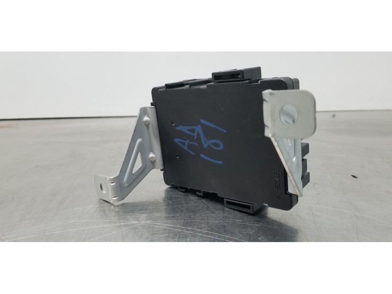 Recambio de modulo electronico para ssangyong rodius xdi referencia OEM IAM 8750021020  