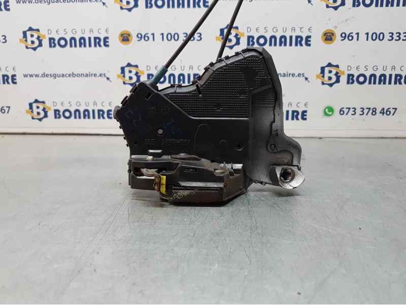 Recambio de cerradura puerta delantera izquierda para toyota verso comfort referencia OEM IAM 6904002210  