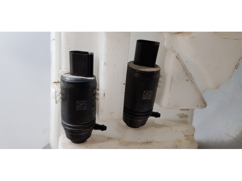 Recambio de deposito limpia para bmw serie 1 lim. (f20/f21) 118d referencia OEM IAM 7241673  