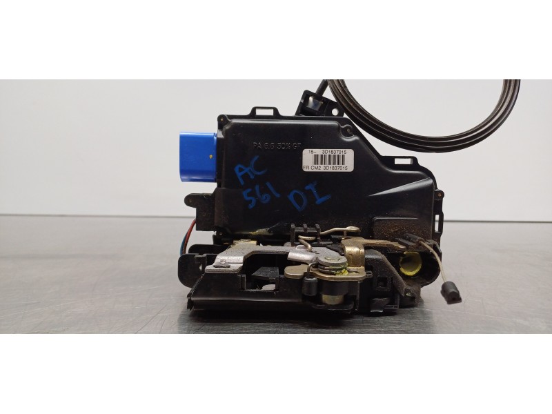 Recambio de cerradura puerta delantera izquierda para volkswagen golf v berlina (1k1) sportline referencia OEM IAM 3D1837015   Recambio de cerradura puerta delantera izquierda para volkswagen golf v berlina (1k1) sportline referencia OEM IAM 3D1837015