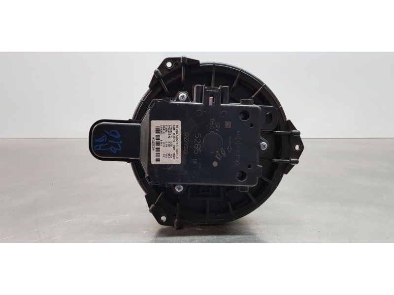 Recambio de motor calefaccion para toyota corolla (e21) hybrid active referencia OEM IAM 87103F4020  