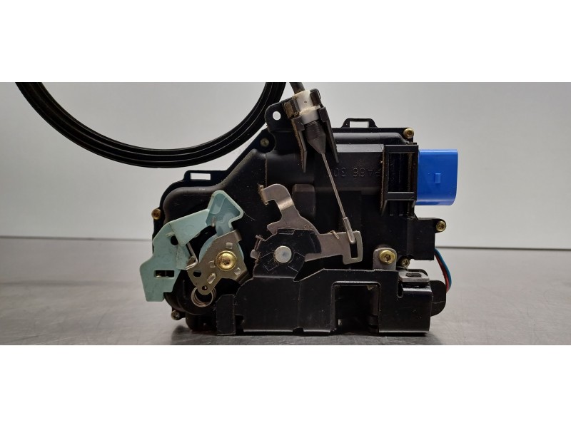 Recambio de cerradura puerta delantera izquierda para volkswagen golf v berlina (1k1) sportline referencia OEM IAM 3D1837015   Recambio de cerradura puerta delantera izquierda para volkswagen golf v berlina (1k1) sportline referencia OEM IAM 3D1837015