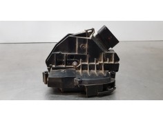 Recambio de cerradura puerta trasera derecha para ford fiesta (cb1) trend referencia OEM IAM 8A6AA26412AG