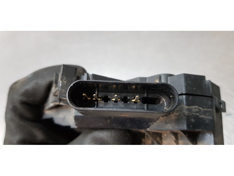 Recambio de cerradura puerta trasera derecha para ford fiesta (cb1) trend referencia OEM IAM 8A6AA26412AG   Recambio de cerradura puerta trasera derecha para ford fiesta (cb1) trend referencia OEM IAM 8A6AA26412AG