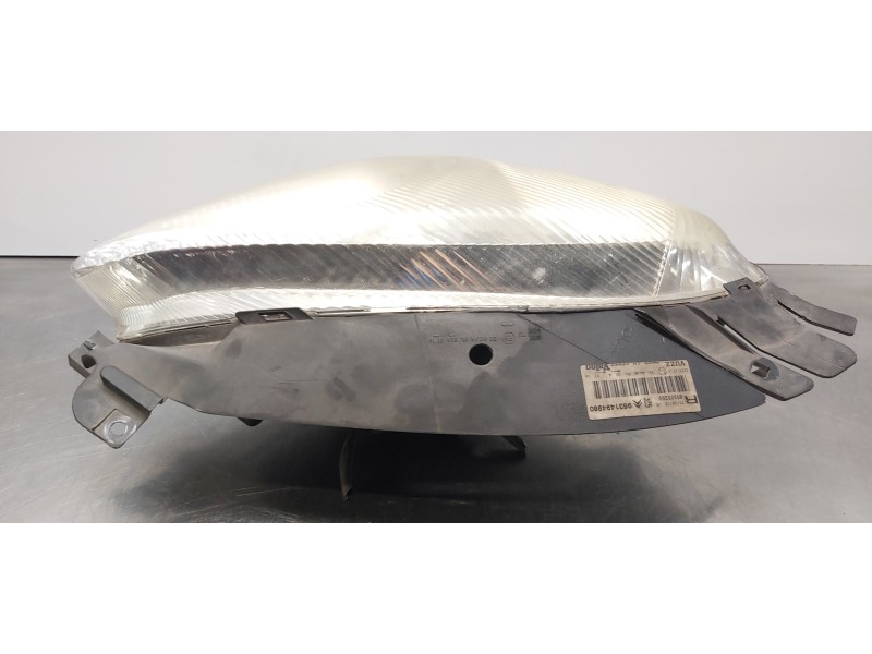 Recambio de faro derecho para citroen xsara picasso 2.0 hdi sx referencia OEM IAM 6205W0 9631494980  Recambio de faro derecho para citroen xsara picasso 2.0 hdi sx referencia OEM IAM 6205W0 9631494980