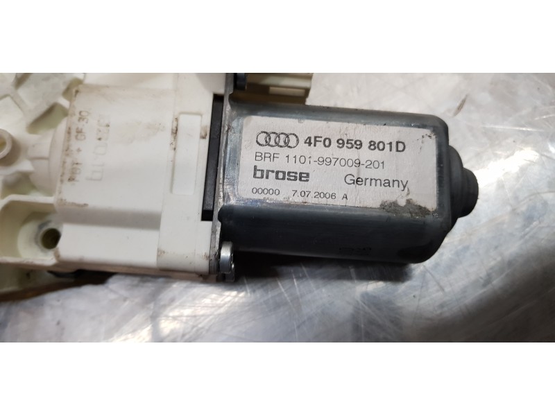 Recambio de elevalunas delantero izquierdo para audi a6 berlina (4f2) 3.2 fsi referencia OEM IAM 4F0837461C   Recambio de elevalunas delantero izquierdo para audi a6 berlina (4f2) 3.2 fsi referencia OEM IAM 4F0837461C