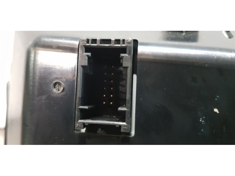 Recambio de pantalla multifuncion para bmw serie 3 cabrio (e93) 325d referencia OEM IAM 65829151979   Recambio de pantalla multifuncion para bmw serie 3 cabrio (e93) 325d referencia OEM IAM 65829151979