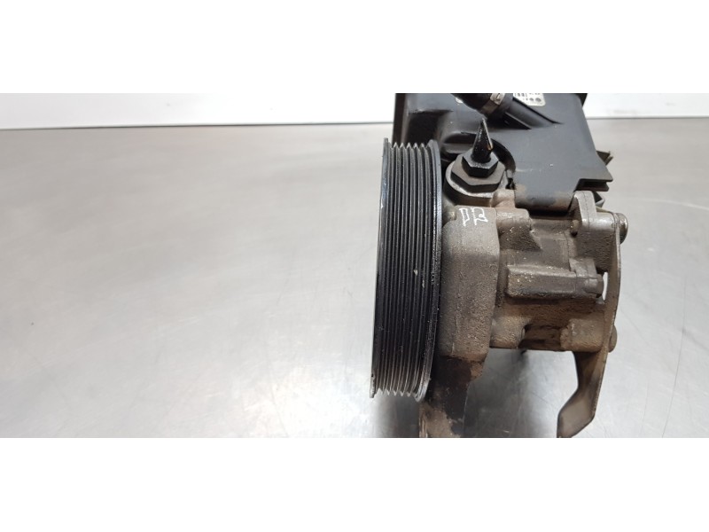 Recambio de bomba direccion para bmw x5 (e53) 3.0d referencia OEM IAM 32416762279 6762279 