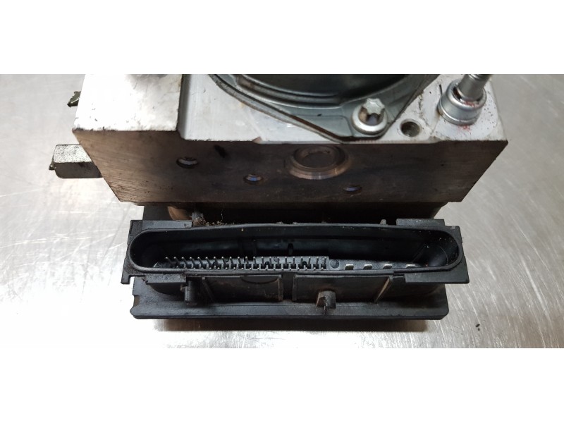 Recambio de abs para toyota avensis cross sport (t27) executive referencia OEM IAM 4454005100  