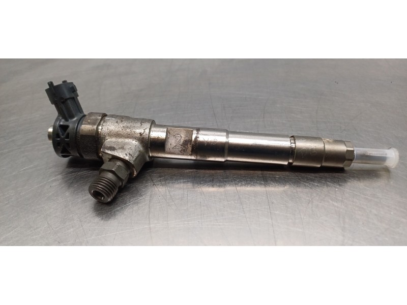 Recambio de inyector para dacia lodgy comfort referencia OEM IAM 8201636333 0445110800  Recambio de inyector para dacia lodgy comfort referencia OEM IAM 8201636333 0445110800