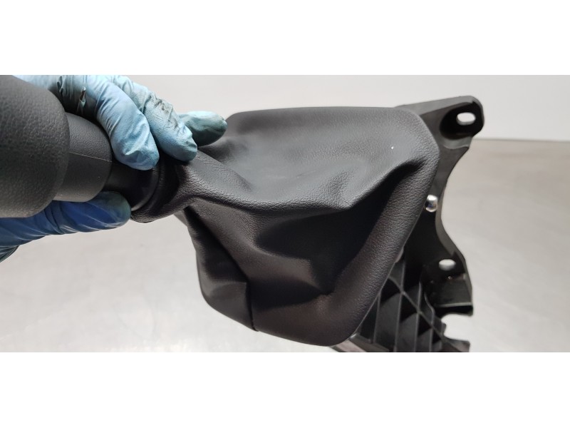 Recambio de palanca cambio para renault trafic furgón l2 referencia OEM IAM 349013165R  