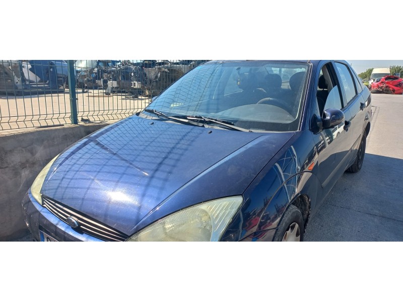 ford focus berlina (cak) del año 2001