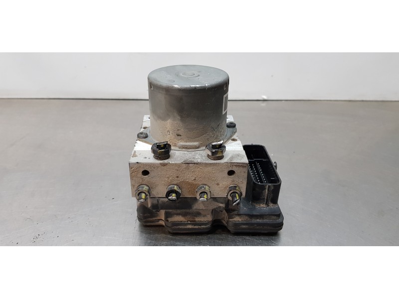 Recambio de abs para hyundai i30 (gd) klass bluedrive referencia OEM IAM 58920A6240   Recambio de abs para hyundai i30 (gd) klass bluedrive referencia OEM IAM 58920A6240