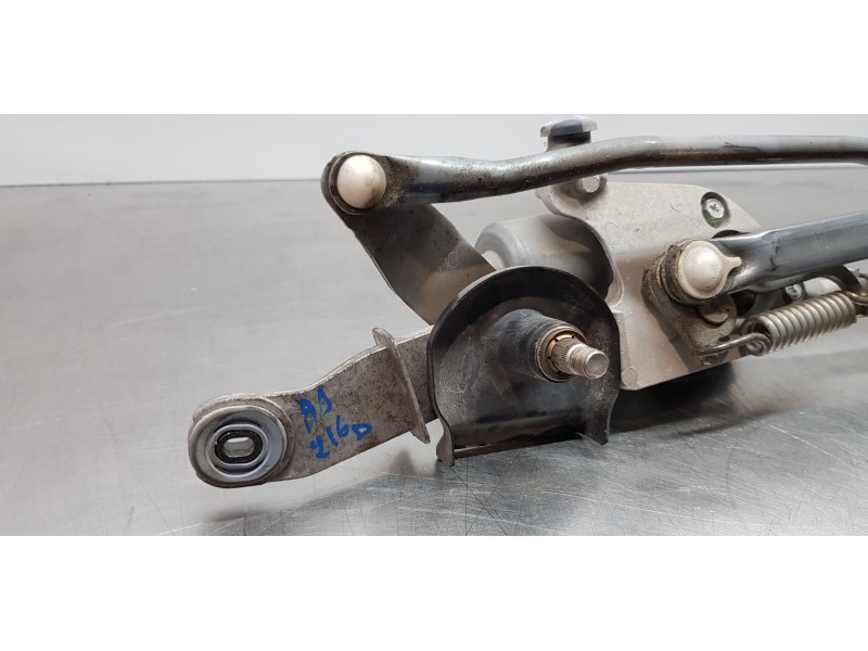 Recambio de motor limpia delantero para toyota corolla (e21) hybrid active referencia OEM IAM 8511012C80  