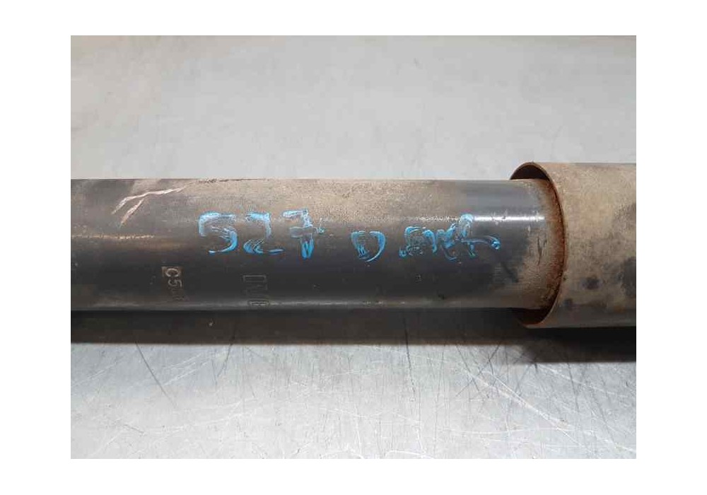 Recambio de amortiguador delantero derecho para iveco daily caja cerrada 2.3 td referencia OEM IAM 5801771684   Recambio de amortiguador delantero derecho para iveco daily caja cerrada 2.3 td referencia OEM IAM 5801771684