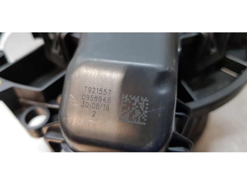 Recambio de motor calefaccion para bmw serie 1 lim. (f20/f21) 118d referencia OEM IAM 64119350395  