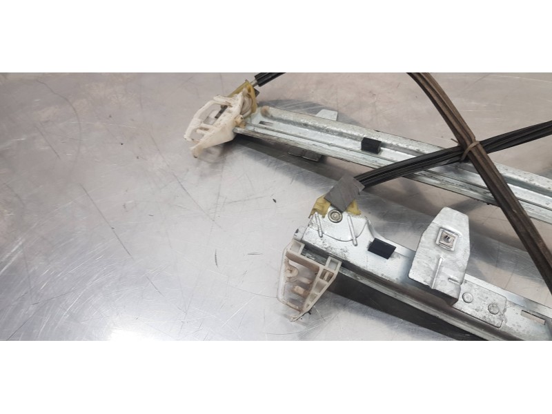 Recambio de elevalunas delantero derecho para citroen xsara picasso 2.0 hdi vivace referencia OEM IAM 9222F9  