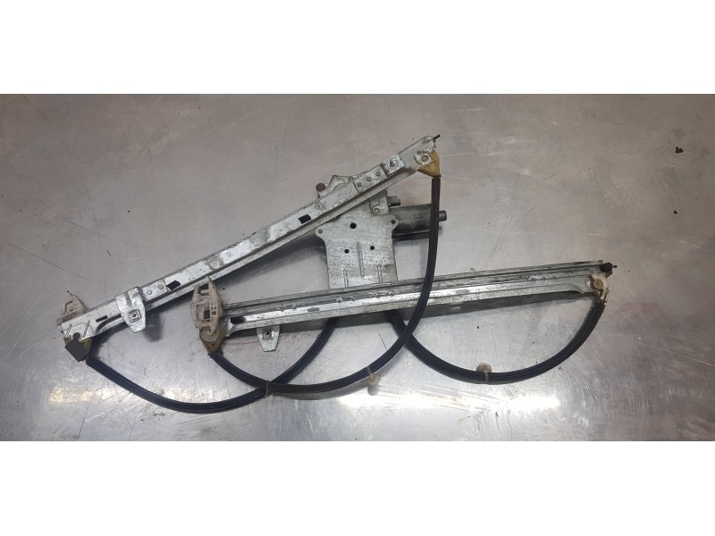 Recambio de elevalunas delantero derecho para citroen xsara picasso 2.0 hdi vivace referencia OEM IAM 9222F9  