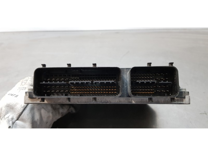 Recambio de centralita motor uce para toyota avensis cross sport (t27) executive referencia OEM IAM 8966105D12   Recambio de centralita motor uce para toyota avensis cross sport (t27) executive referencia OEM IAM 8966105D12