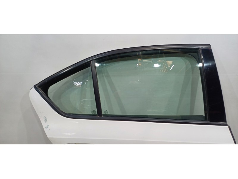 Recambio de puerta trasera derecha para skoda octavia lim. (5e3) active referencia OEM IAM 5E5833056B   Recambio de puerta trasera derecha para skoda octavia lim. (5e3) active referencia OEM IAM 5E5833056B