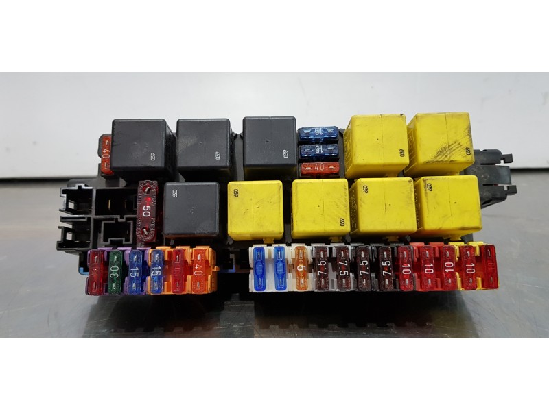 Recambio de caja reles / fusibles para mercedes clase s (w220) berlina 430 (220.070) referencia OEM IAM A0205451732   Recambio de caja reles / fusibles para mercedes clase s (w220) berlina 430 (220.070) referencia OEM IAM A0205451732