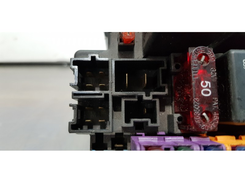 Recambio de caja reles / fusibles para mercedes clase s (w220) berlina 430 (220.070) referencia OEM IAM A0205451732   Recambio de caja reles / fusibles para mercedes clase s (w220) berlina 430 (220.070) referencia OEM IAM A0205451732