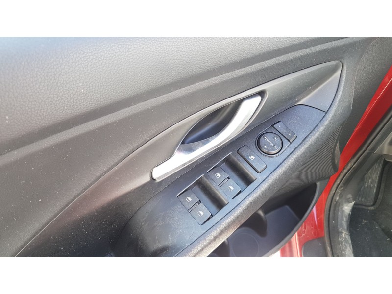 hyundai i30 (pd) del año 2017 hyundai i30 (pd) del año 2017