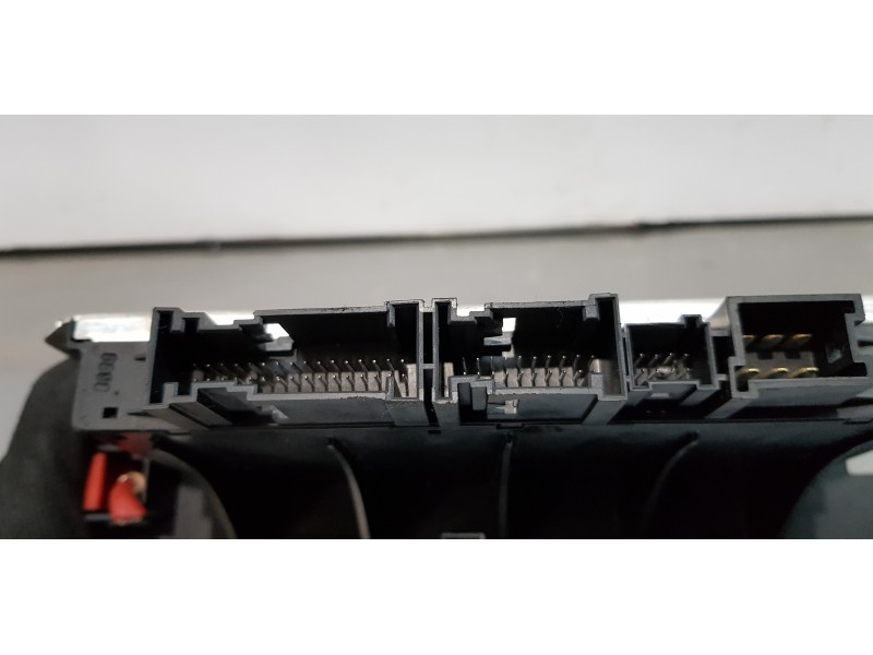 Recambio de caja reles / fusibles para mercedes clase s (w220) berlina 430 (220.070) referencia OEM IAM A0205451732   Recambio de caja reles / fusibles para mercedes clase s (w220) berlina 430 (220.070) referencia OEM IAM A0205451732