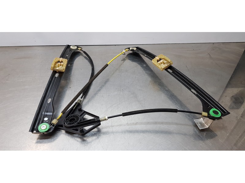 Recambio de elevalunas delantero derecho para volkswagen golf vii sportsvan edition bluemotion tech referencia OEM IAM 510837462 Recambio de elevalunas delantero derecho para volkswagen golf vii sportsvan edition bluemotion tech referencia OEM IAM 510837462