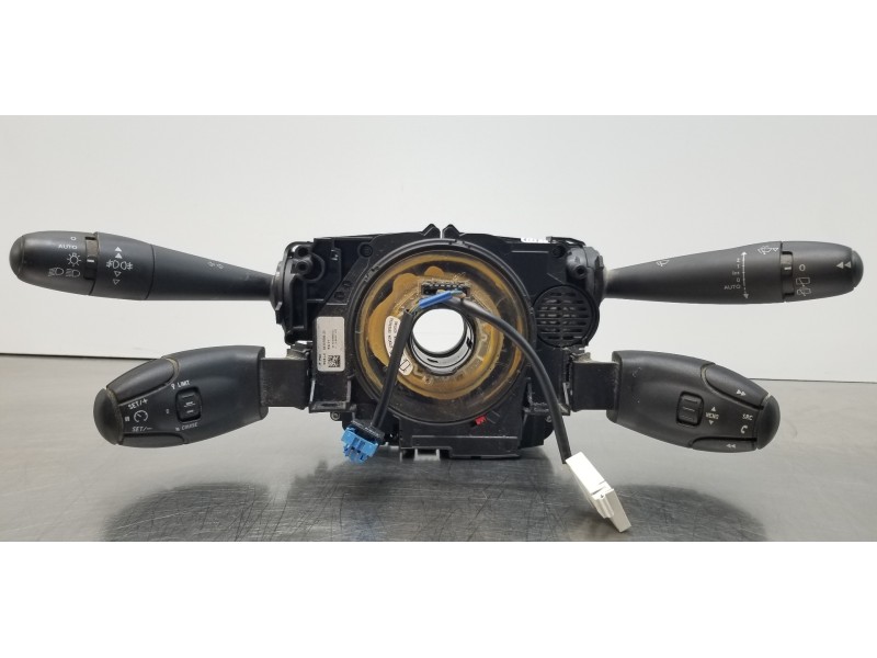 Recambio de mando multifuncion para peugeot 5008 active referencia OEM IAM 96773911ZD  