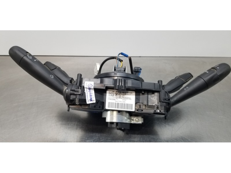 Recambio de mando multifuncion para peugeot 5008 active referencia OEM IAM 96773911ZD  