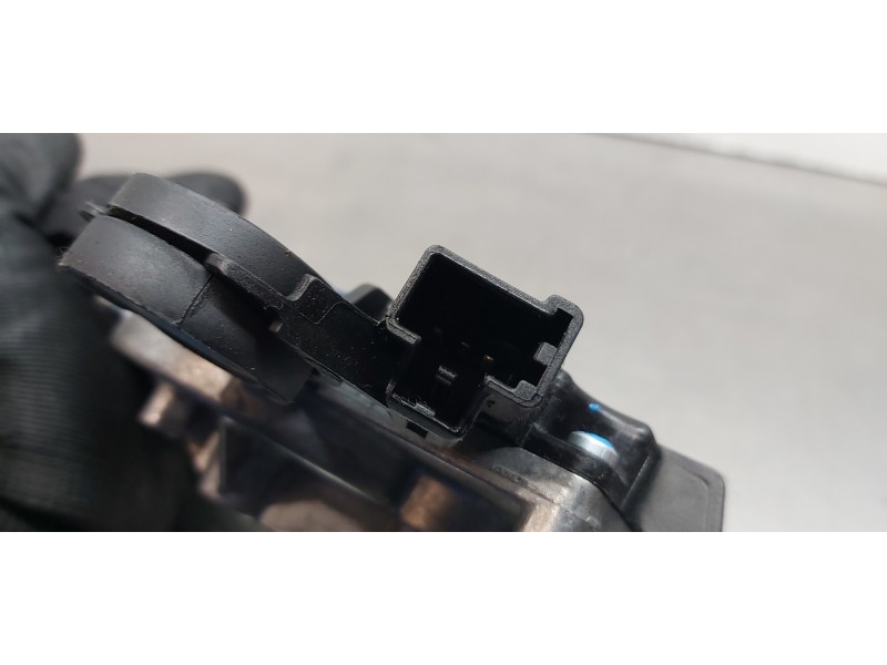 Recambio de motor limpia trasero para ford focus lim. (cb8) titanium referencia OEM IAM BV6117K441AA  