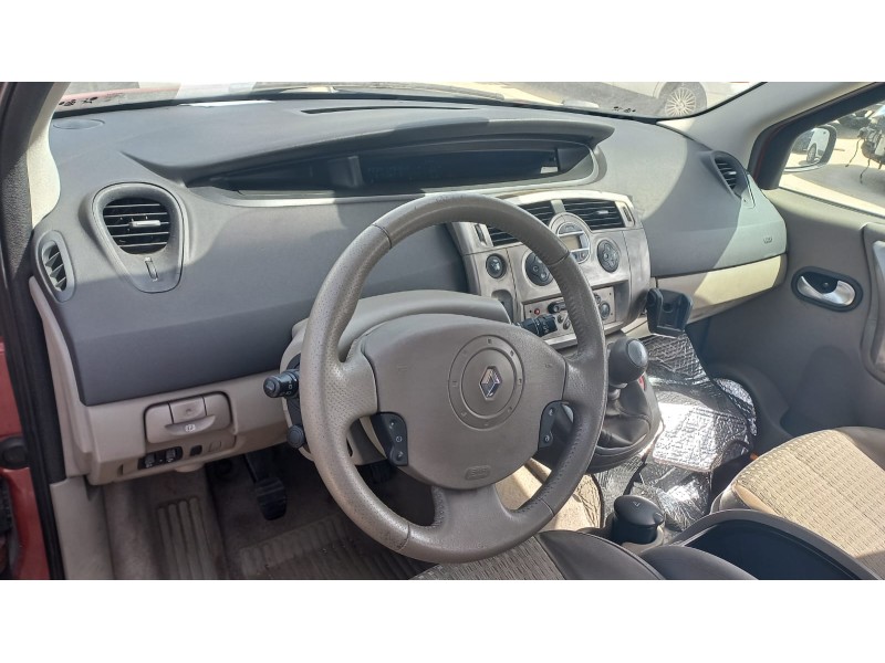 renault scenic ii del año 2003