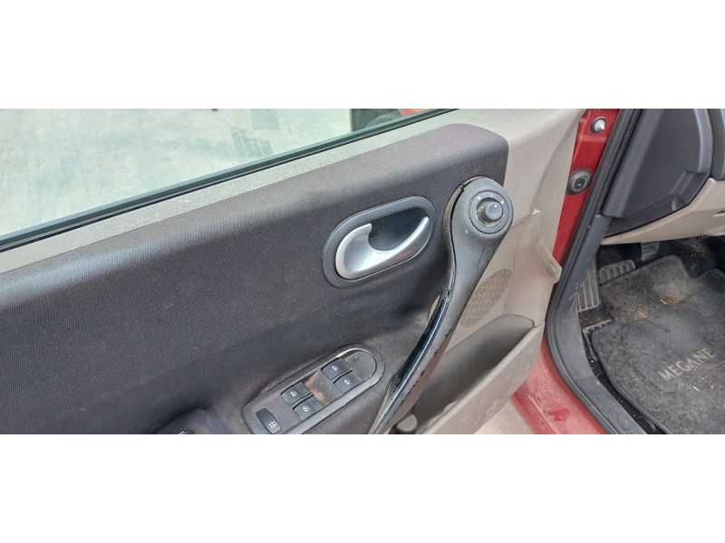 renault megane ii berlina 5p del año 2003