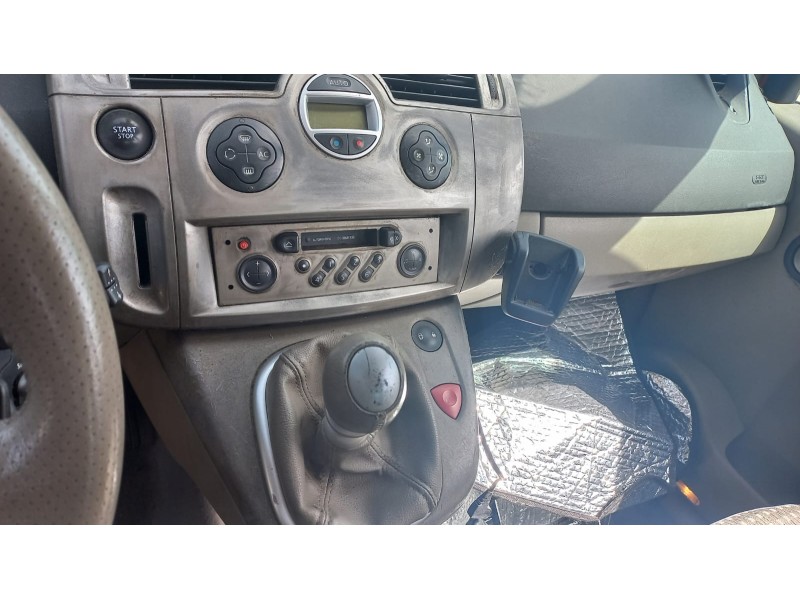 renault scenic ii del año 2003